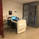 Apartamento completo e bem localizado